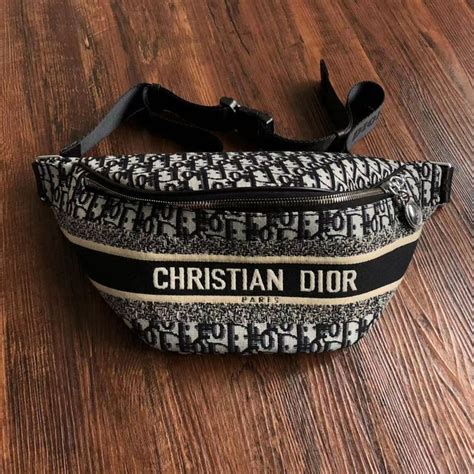 dior fanny pack replica|dior fanny pack men's.